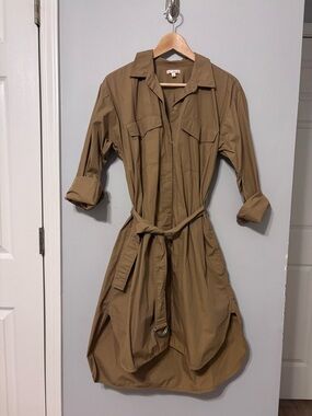GAP Olive-Tan Button Front Shirt